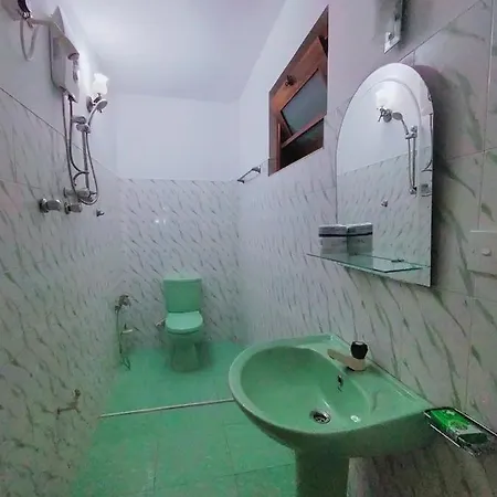 Mali Guest House Хиккадува Экстерьер фото
