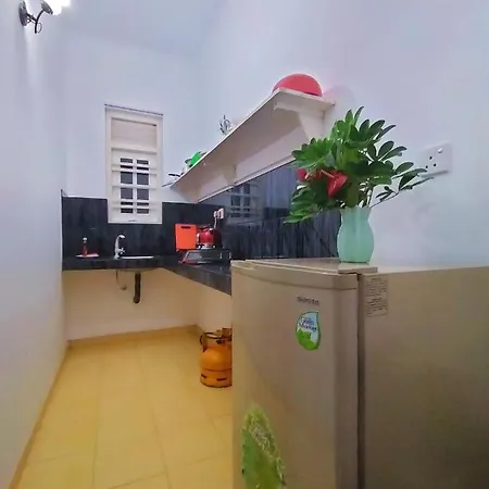 Mali Guest House Хиккадува Экстерьер фото